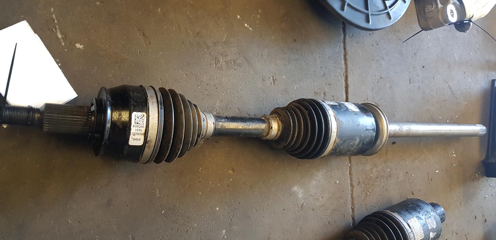 View Auto part Right Driveshaft Jeep Cherokee 2015