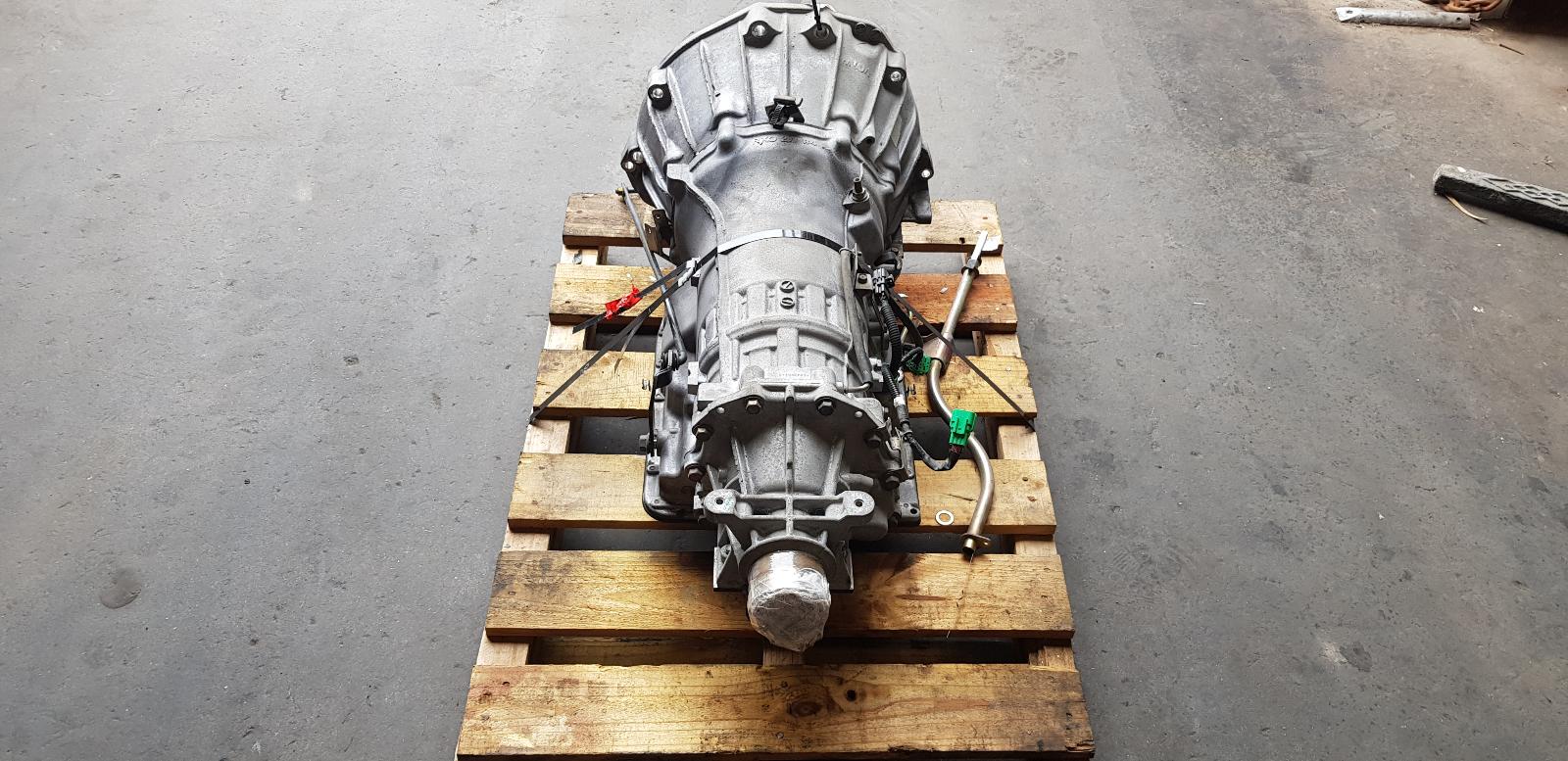 View Auto part Trans/Gearbox Nissan Skyline 2003