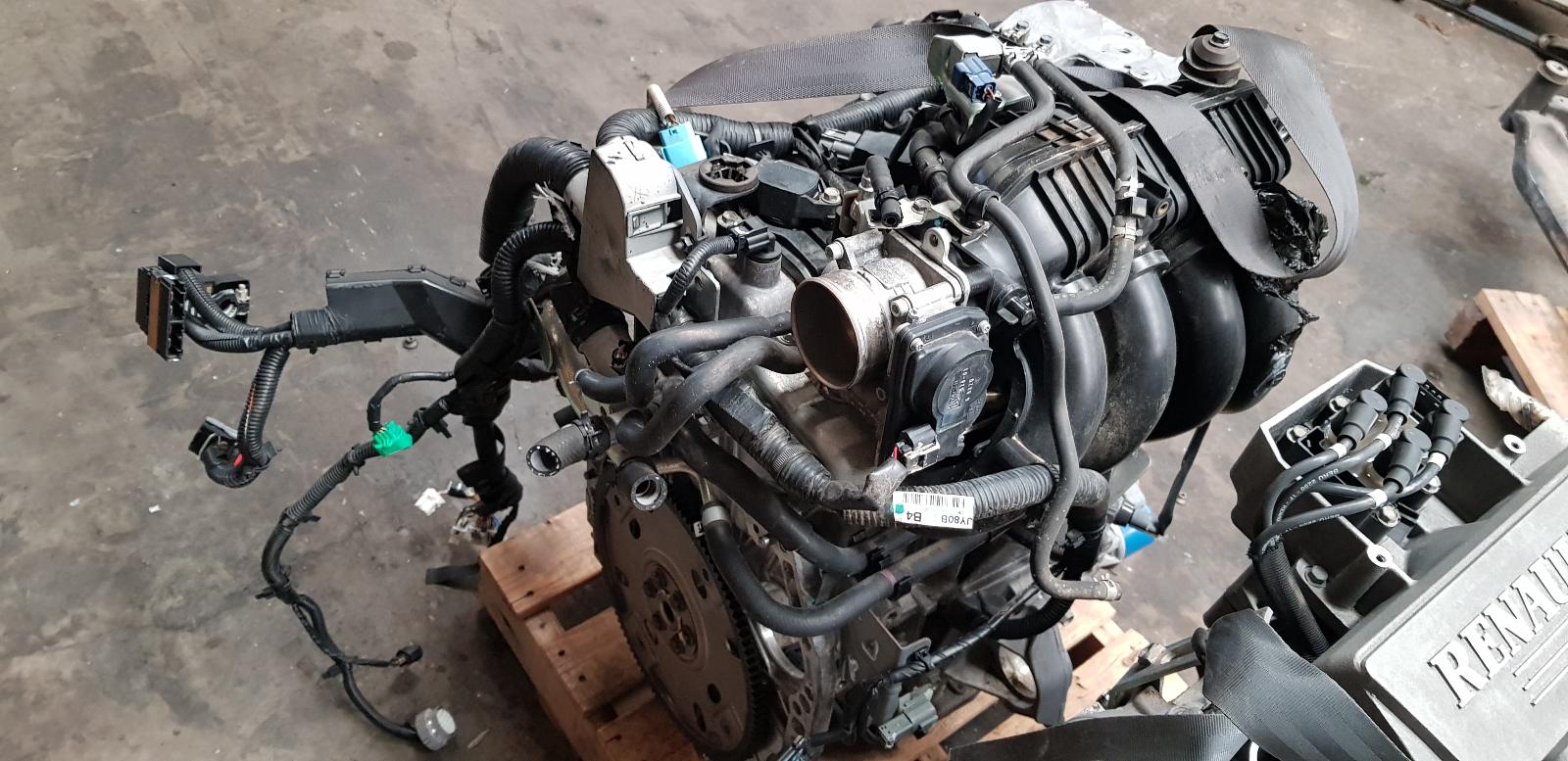 View Auto part Engine Renault Kaleos 2013