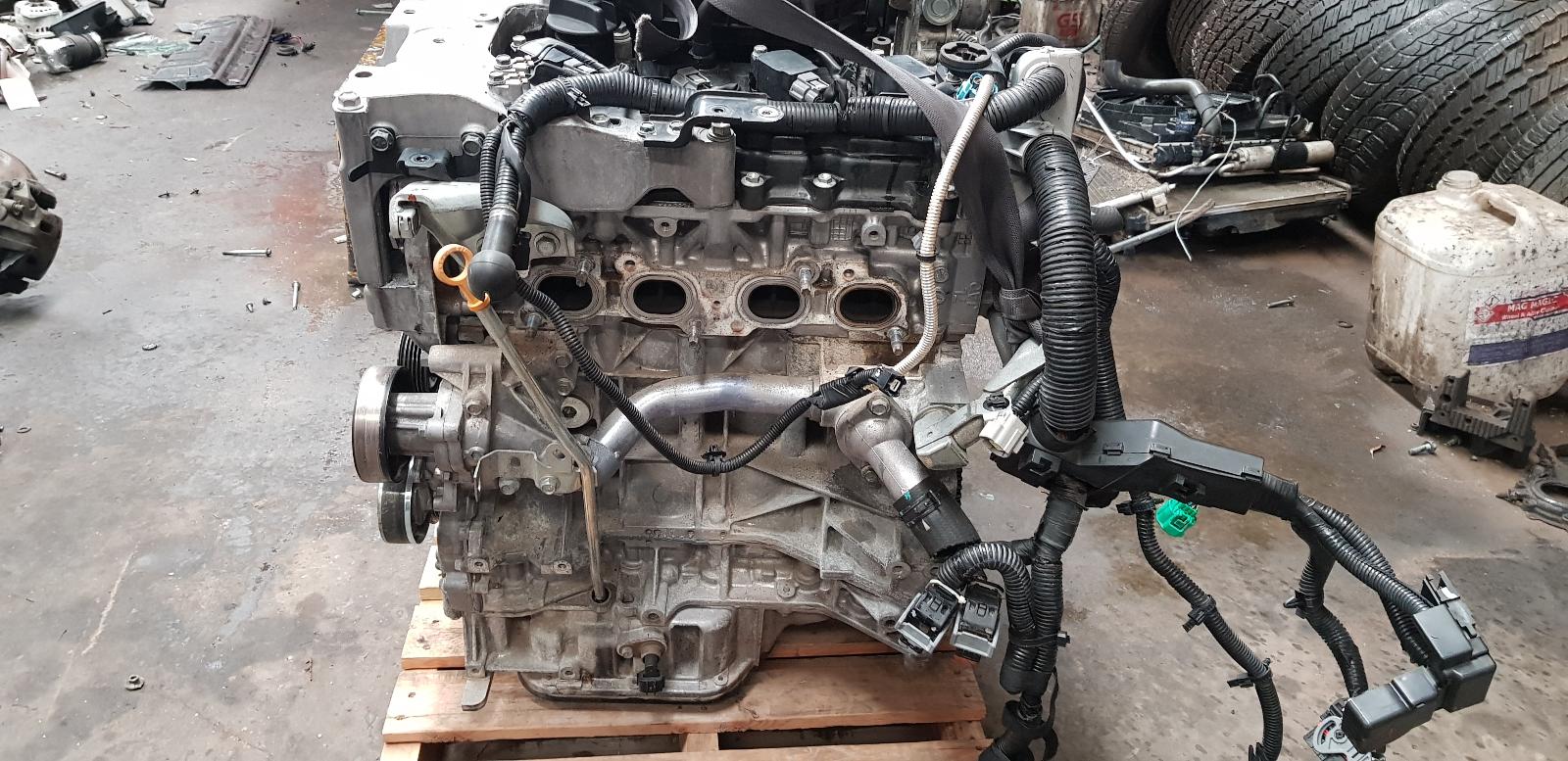 View Auto part Engine Renault Kaleos 2013