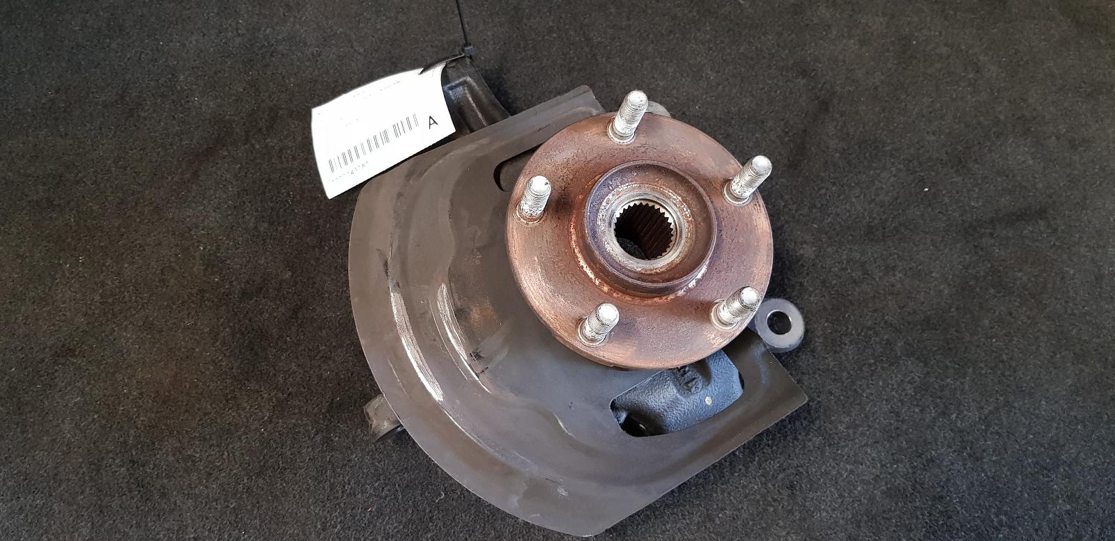 2013 Renault Kaleos Right Front Hub Assembly View Auto part Right Front Hub Assembly Renault Kaleos 2013