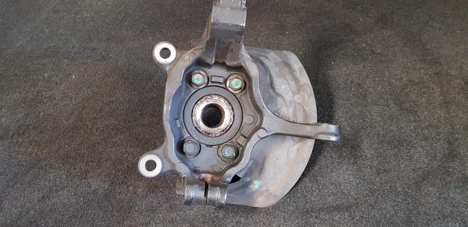 2013 Renault Kaleos Right Front Hub Assembly View Auto part Right Front Hub Assembly Renault Kaleos 2013