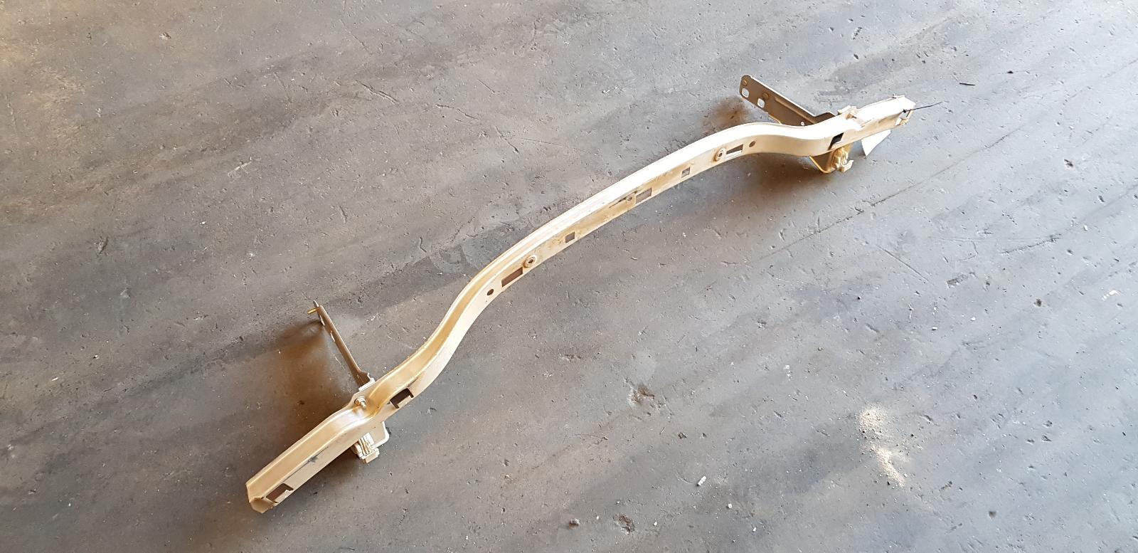 View Auto part F/Bar Reinforc/Brack Nissan Xtrail 2002