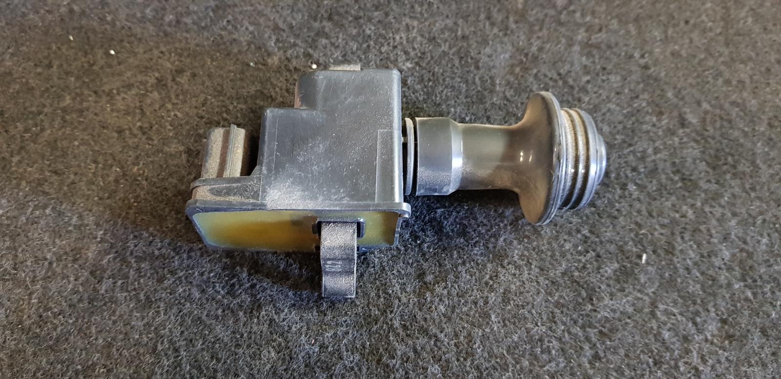 View Auto part Coil/Coil Pack Nissan Skyline 1999