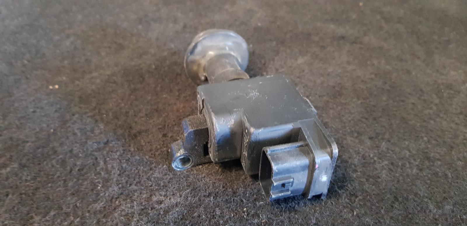 View Auto part Coil/Coil Pack Nissan Skyline 1999