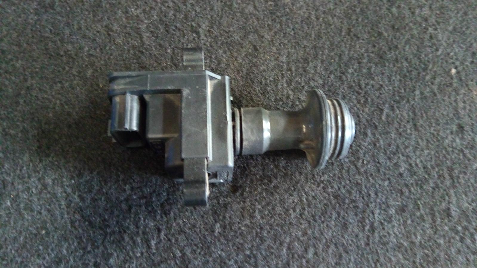 View Auto part Coil/Coil Pack Nissan Skyline 1999