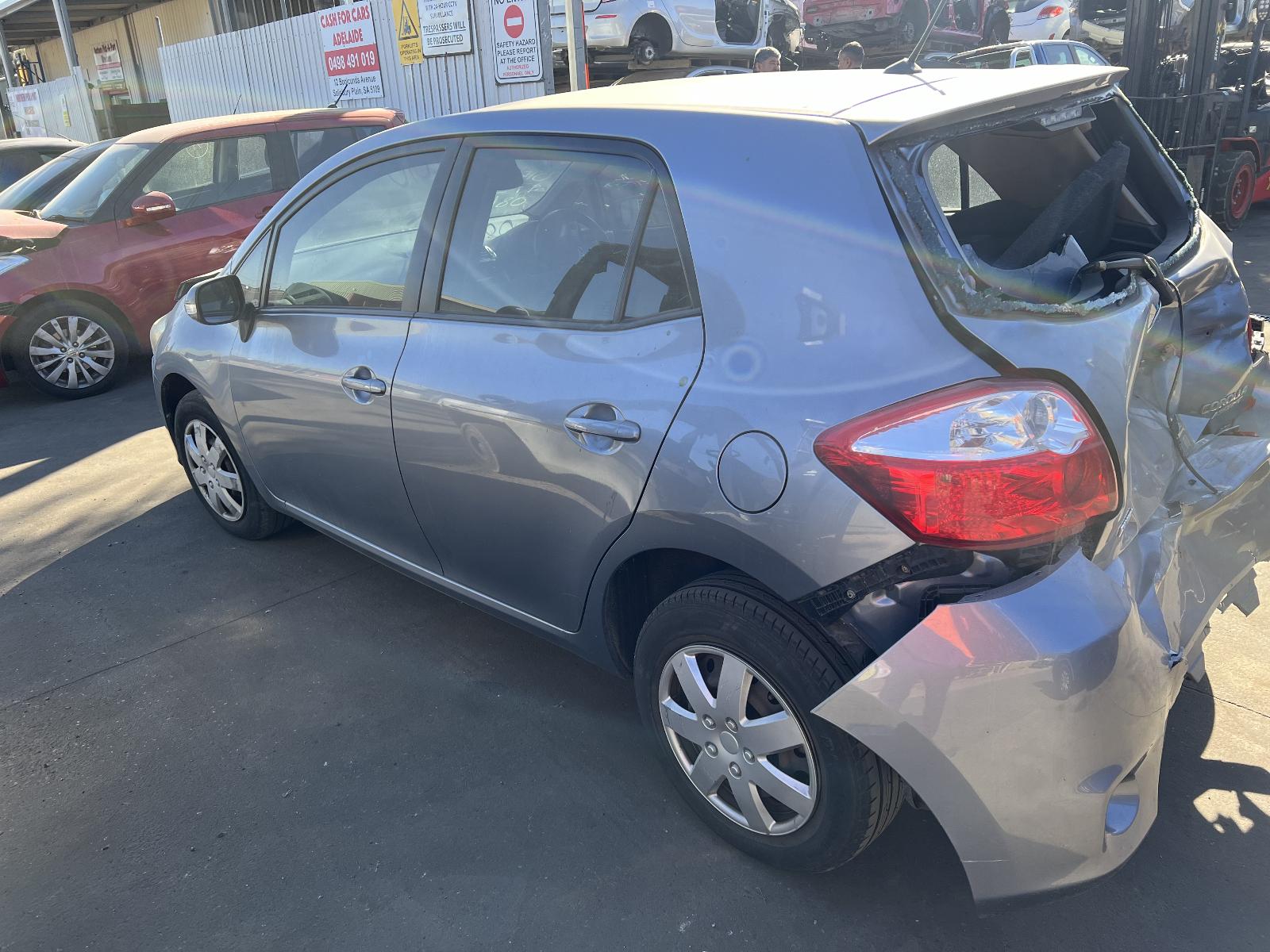 View Auto part Fuse Box Toyota Corolla 2010