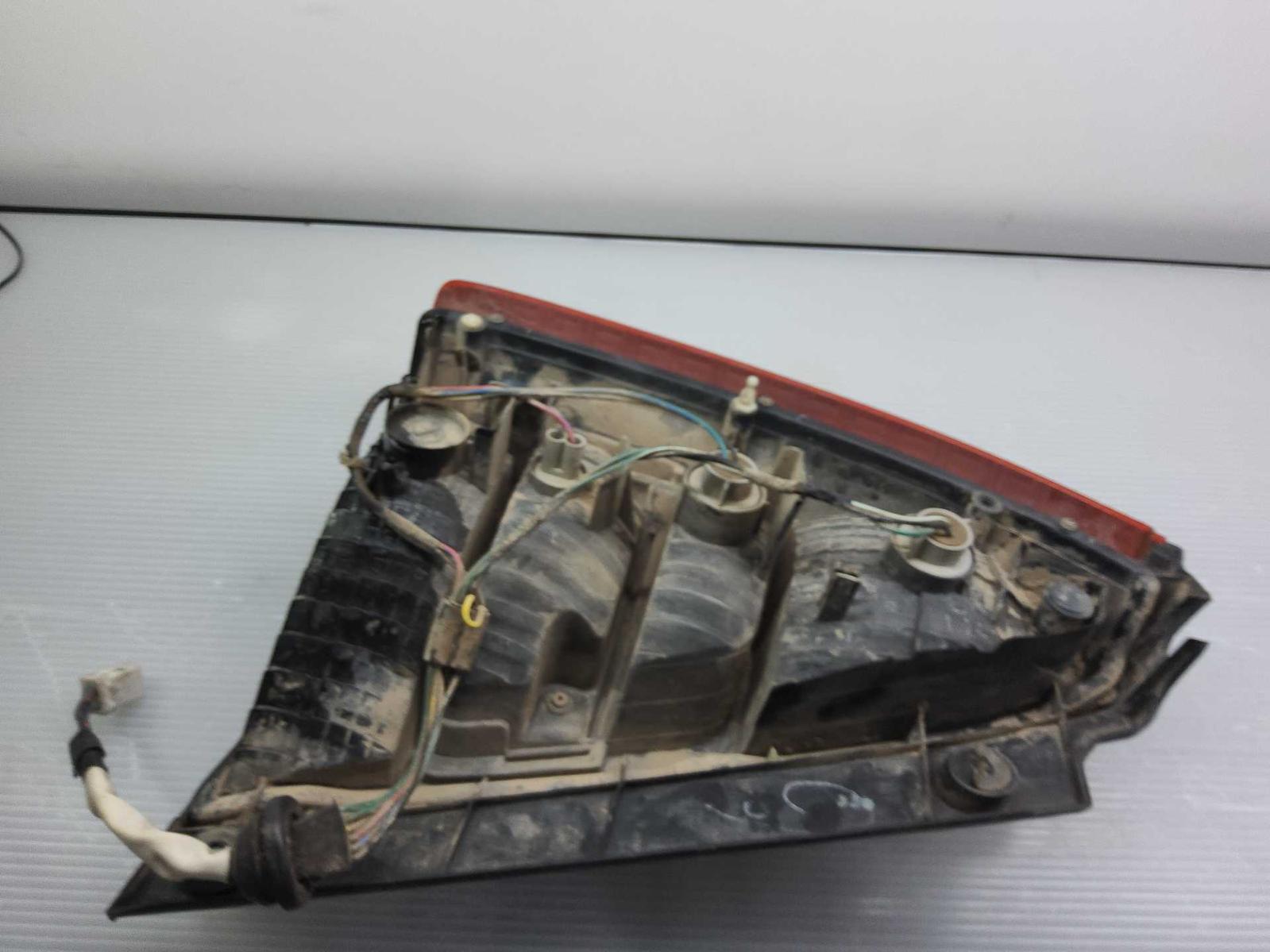 View Auto part Right Taillight Subaru Forester 2005