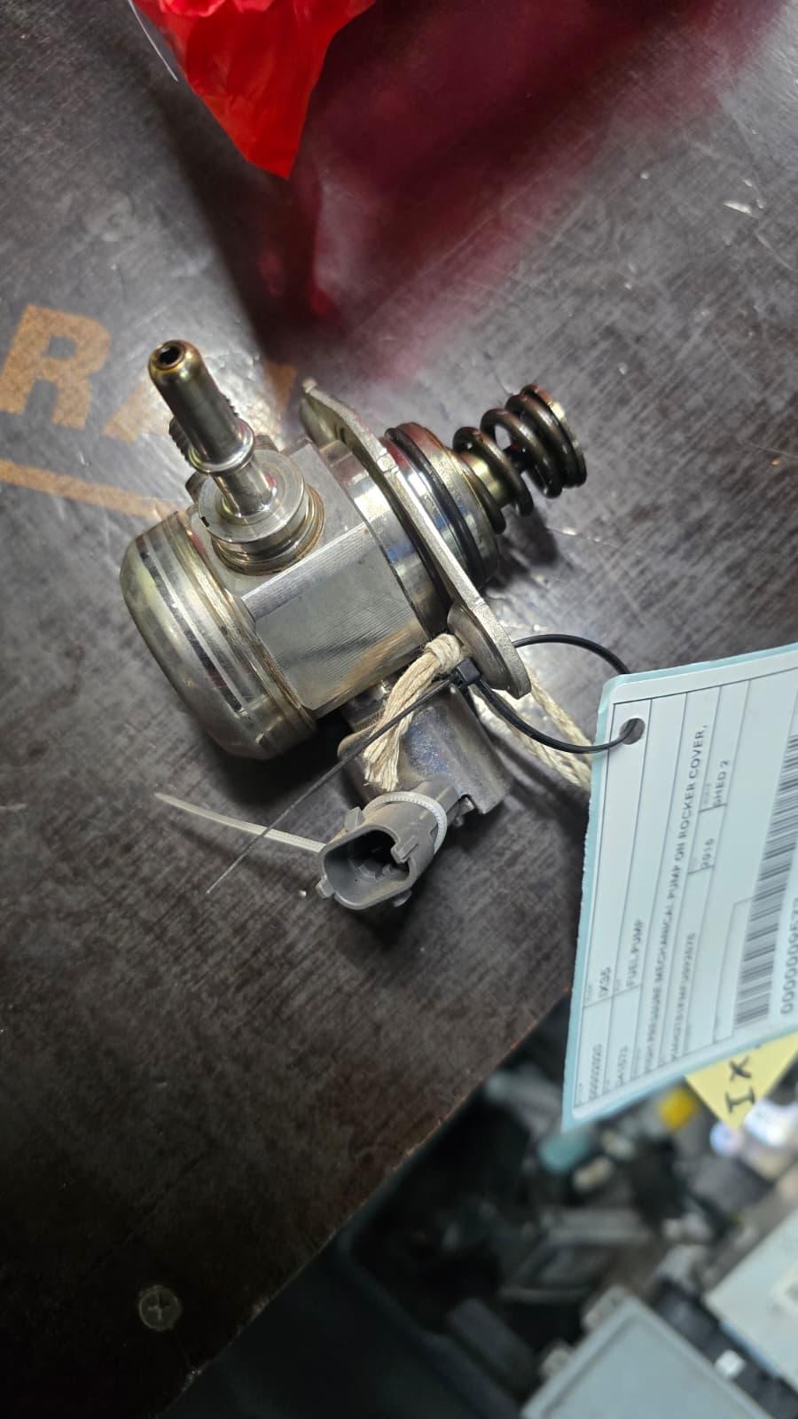View Auto part Fuel Pump Ford Focus 2013