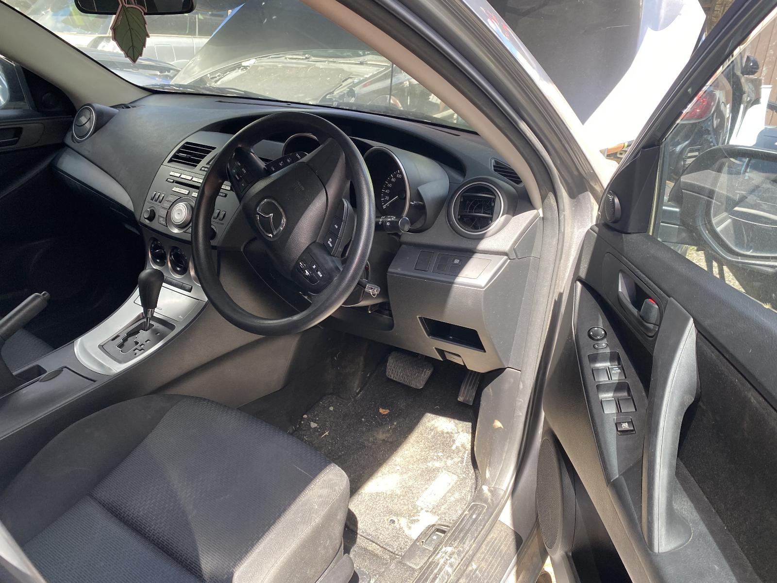 View Auto part A/C Condenser Mazda 3 2009