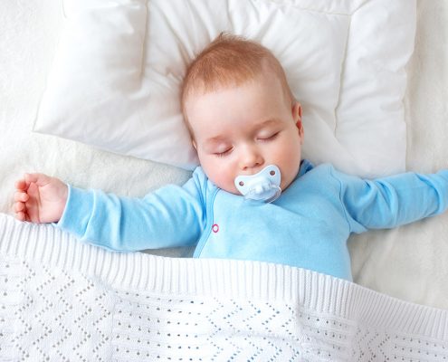 9 Pros And Cons Of Using Pacifier For Babies