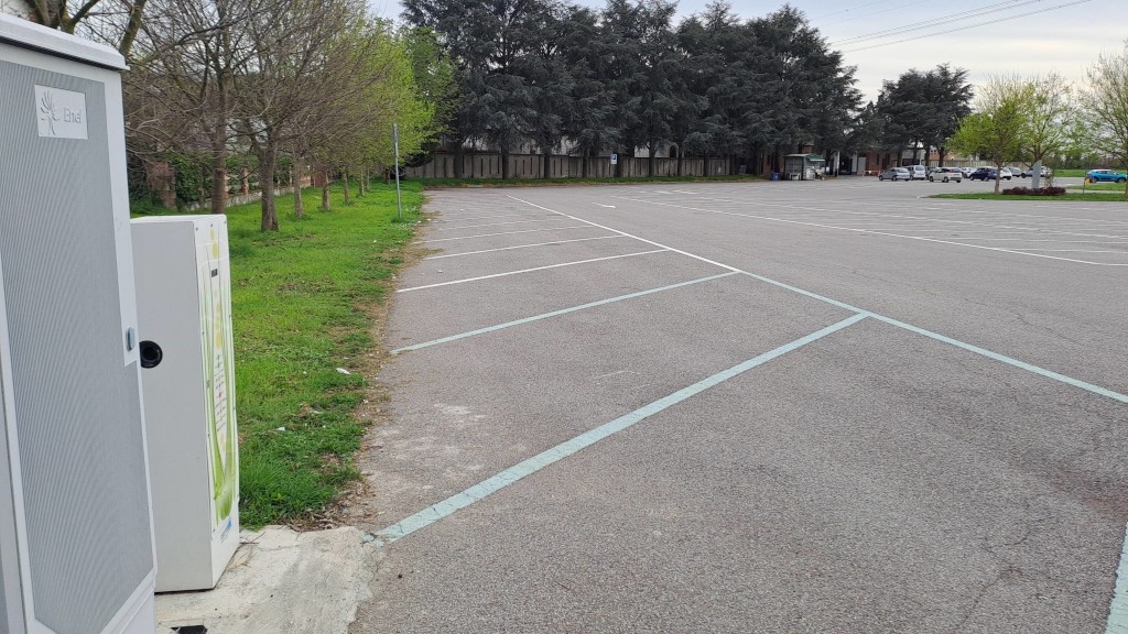 E-Corner - Brugherio Cimitero Nuovo — foto 3