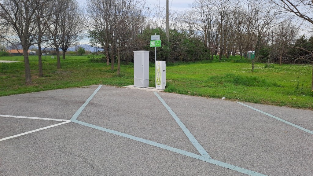 E-Corner - Brugherio Cimitero Nuovo — foto 4