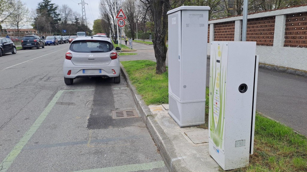 E-Corner - Brugherio XXV Aprile — foto 1