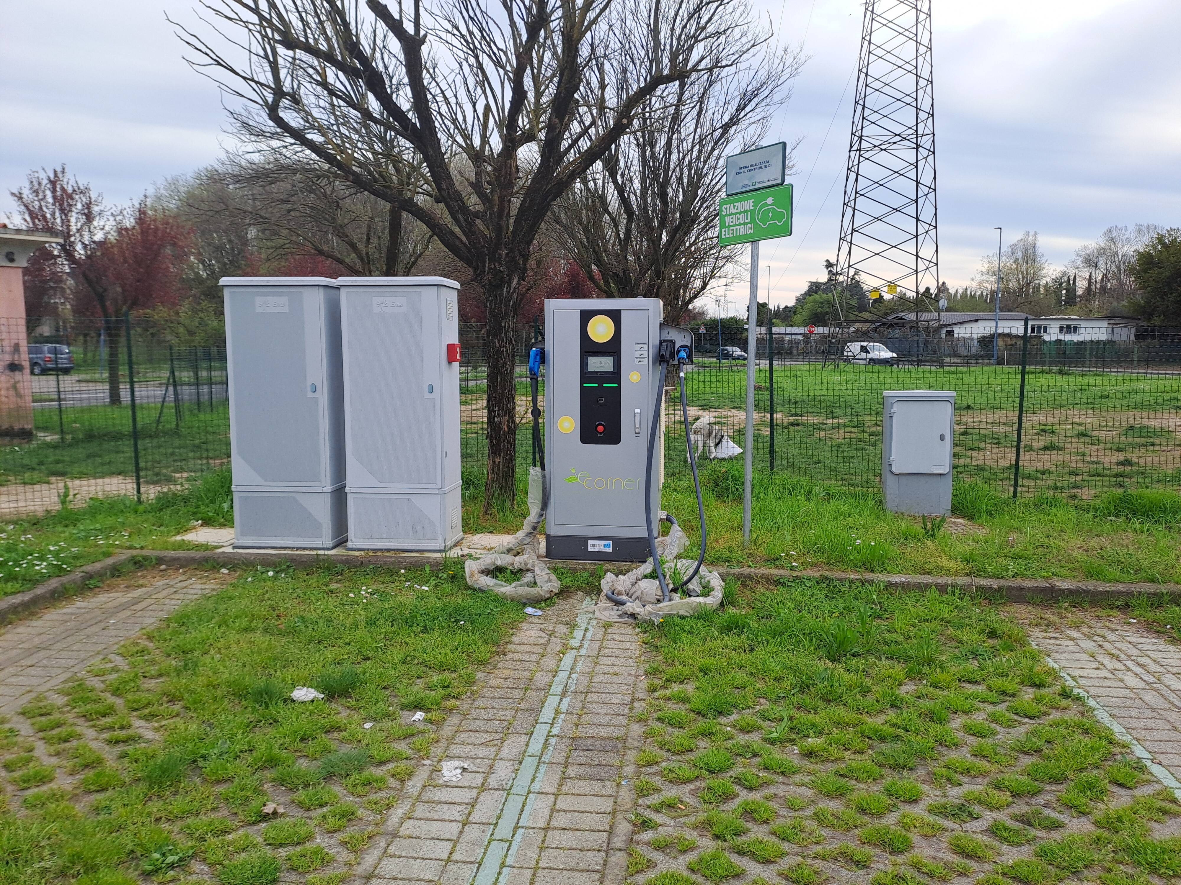 E-Corner - Brugherio Bernina — foto 1