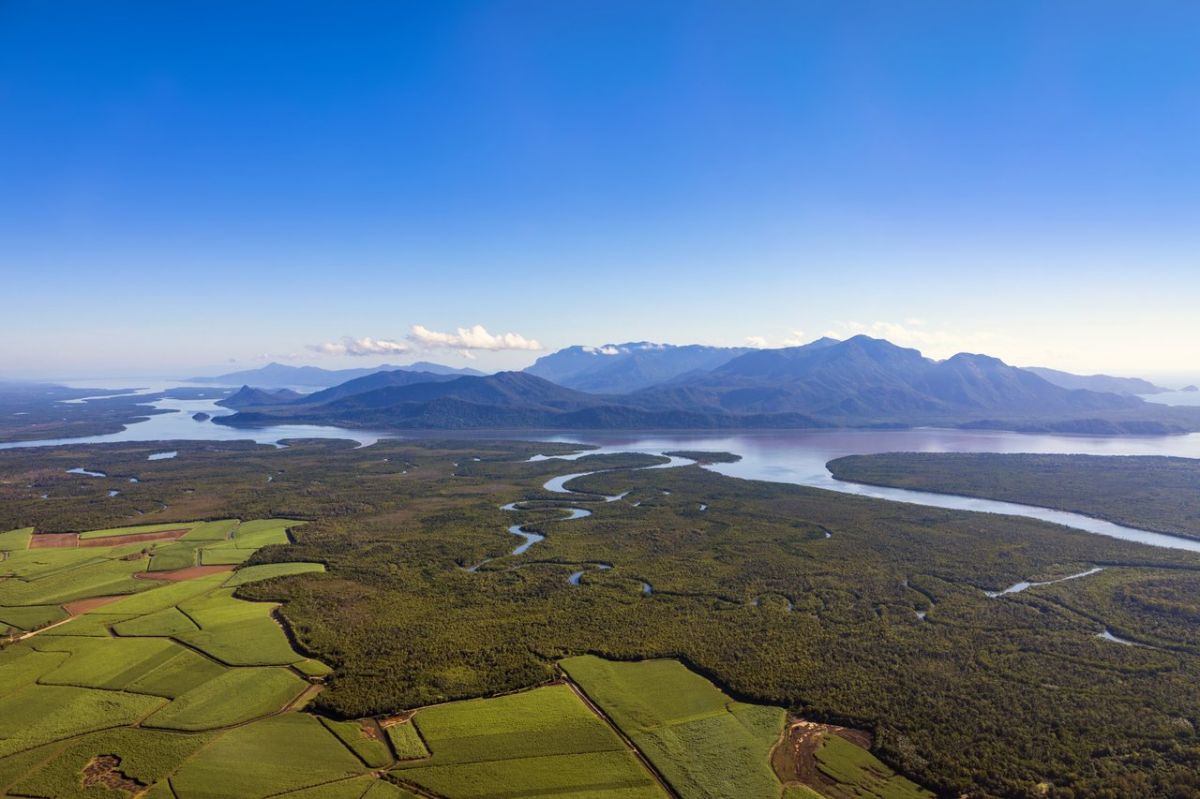 Hinchinbrook Channel