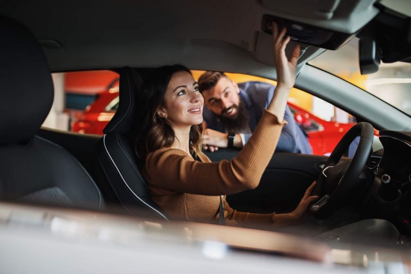 Car Lease vs Car Loan: What’s Right for You?