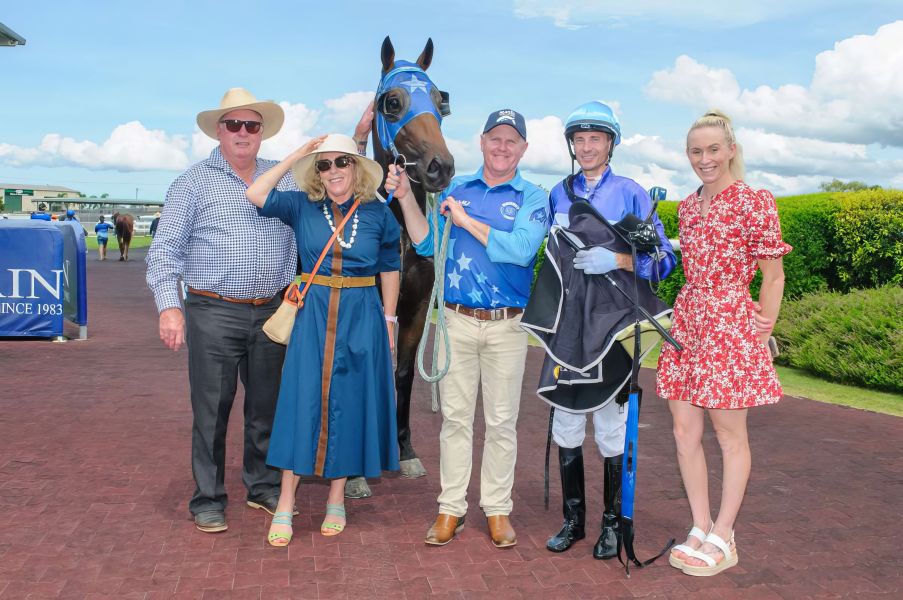 Manzelmann Eyes Cup Tilt with Comeback Galloper