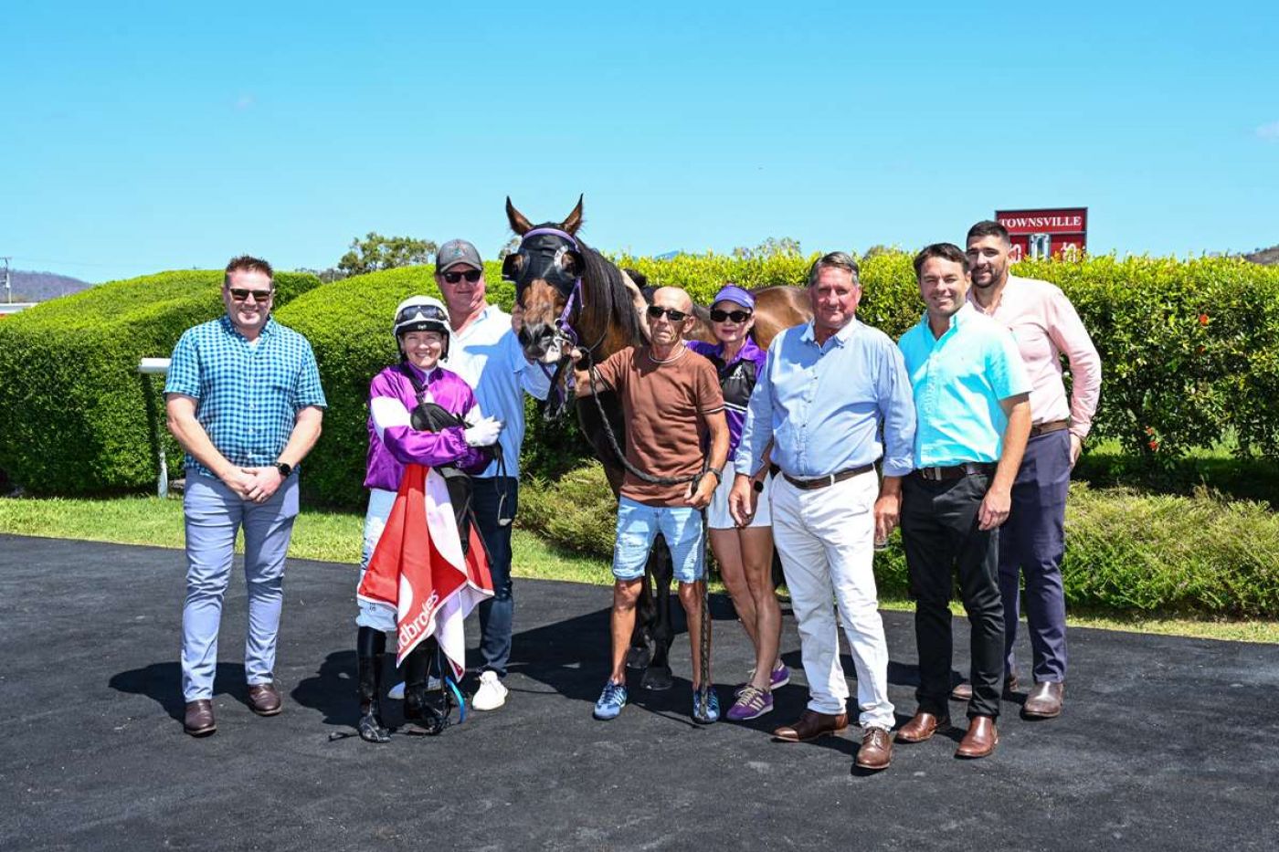 Old Boys Club Chase Wins on Melbourne Cup Day