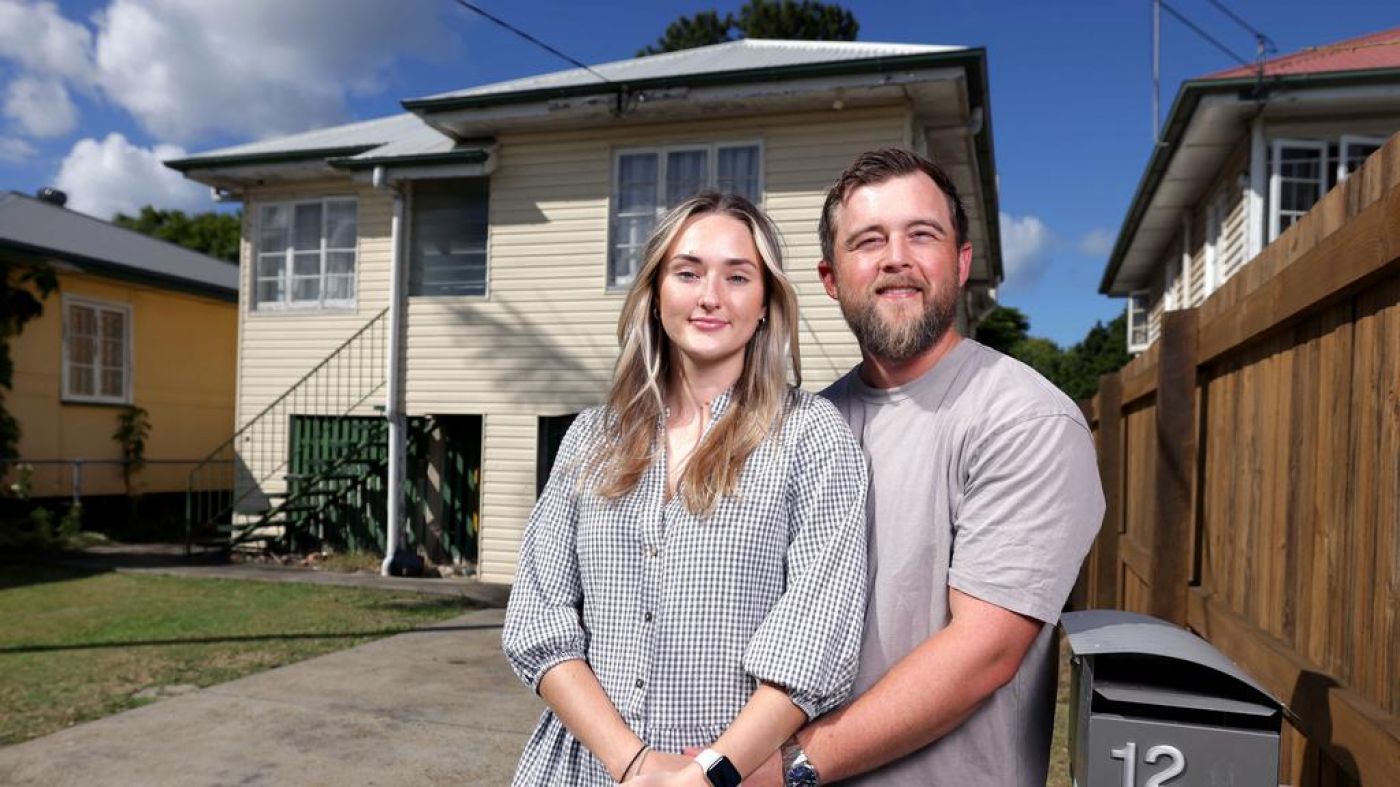 How lowering mortgage buffer could help 400,000 young Australians buy homes