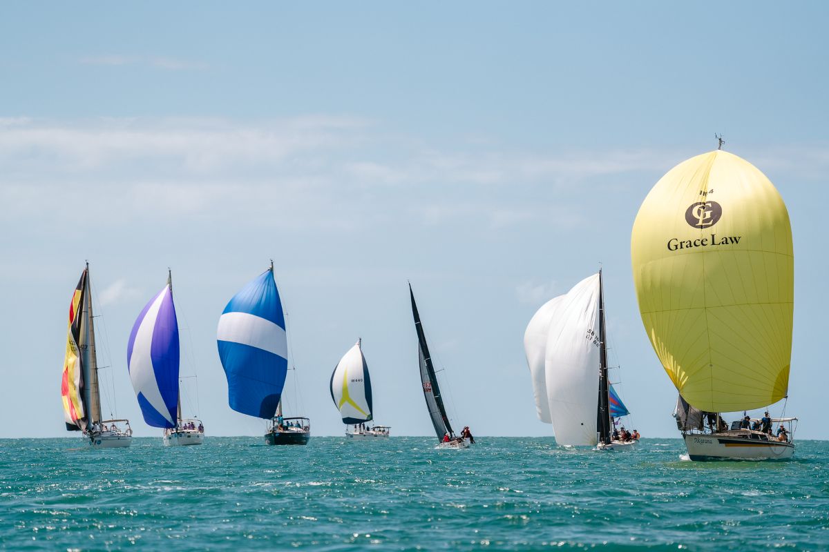 Akarana (right with yellow kite) was on Division 4s podium - Revolution Production