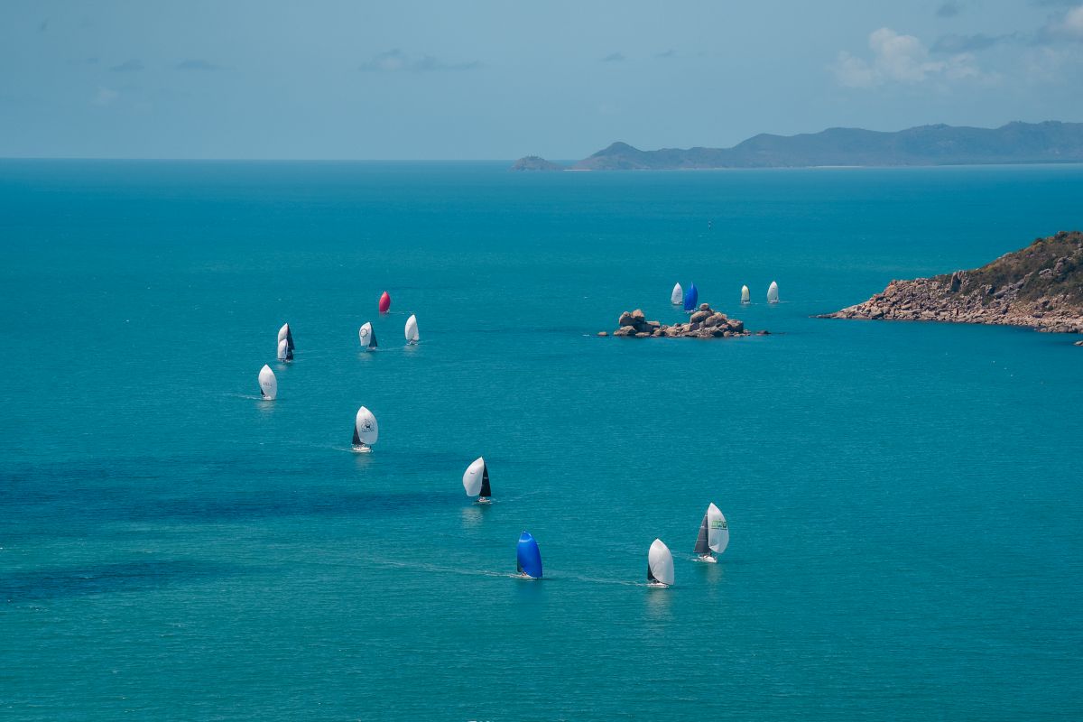 Picture perfect Round the Island race - Revolution Productions