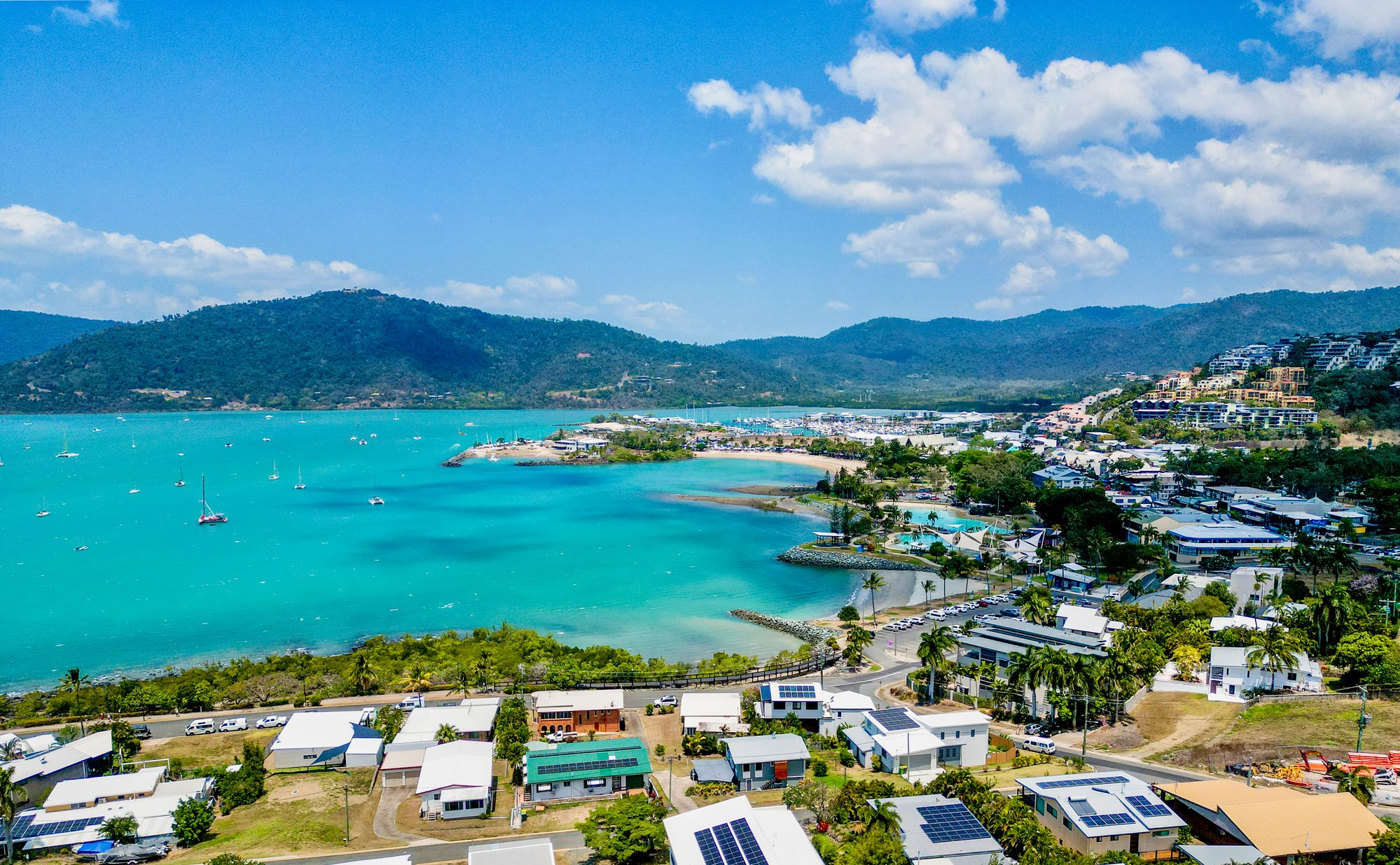 Best Time to Visit Airlie Beach and the Whitsundays?