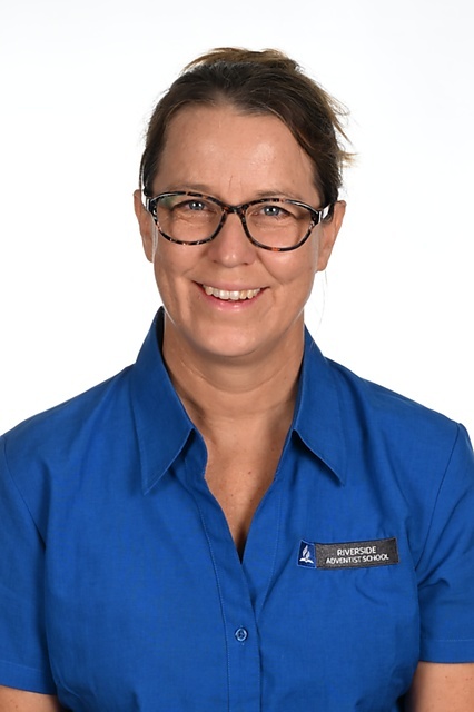 Ms Cairen Bamber
