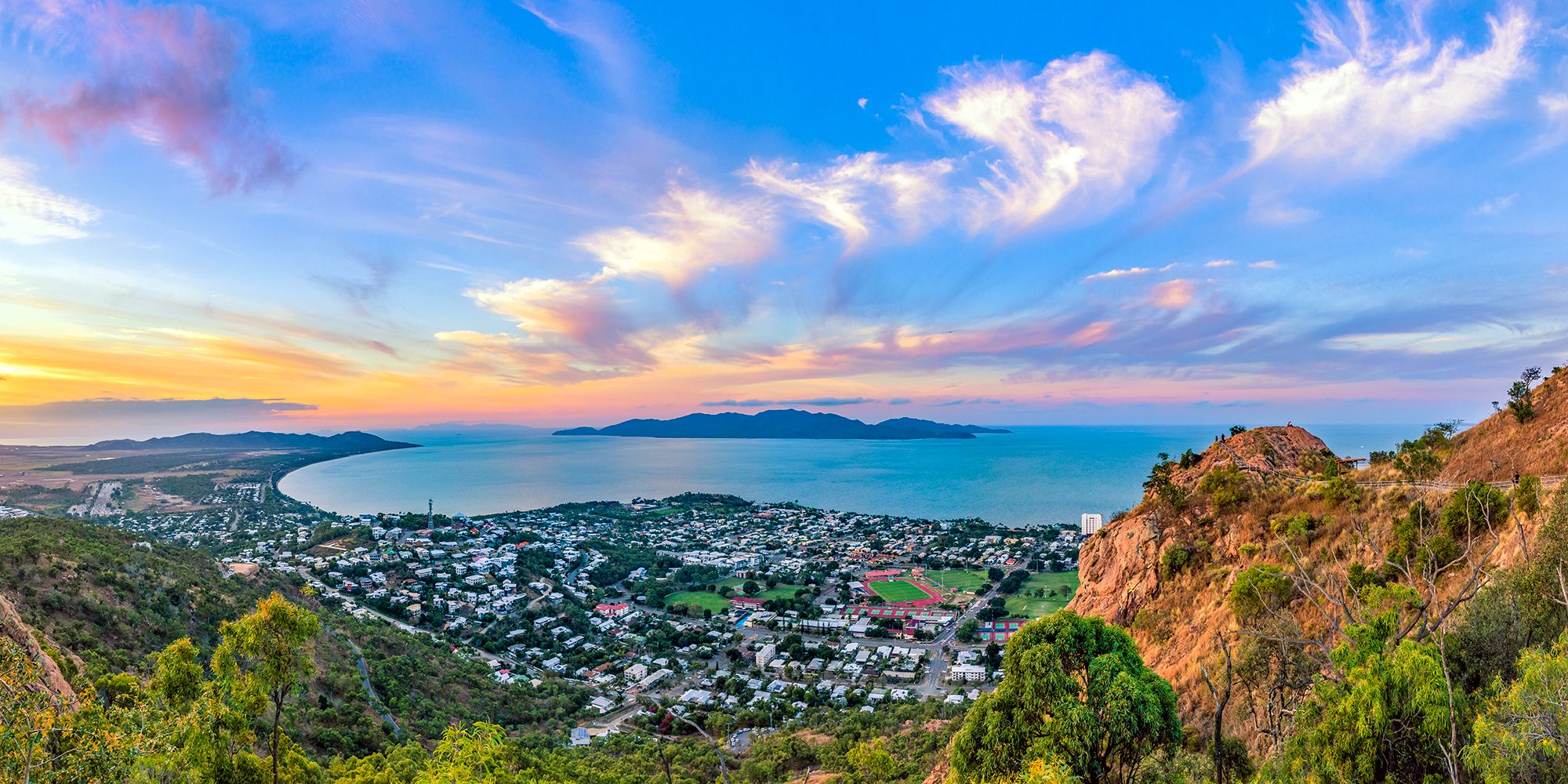 Discover Townsville North Queensland (Famil)