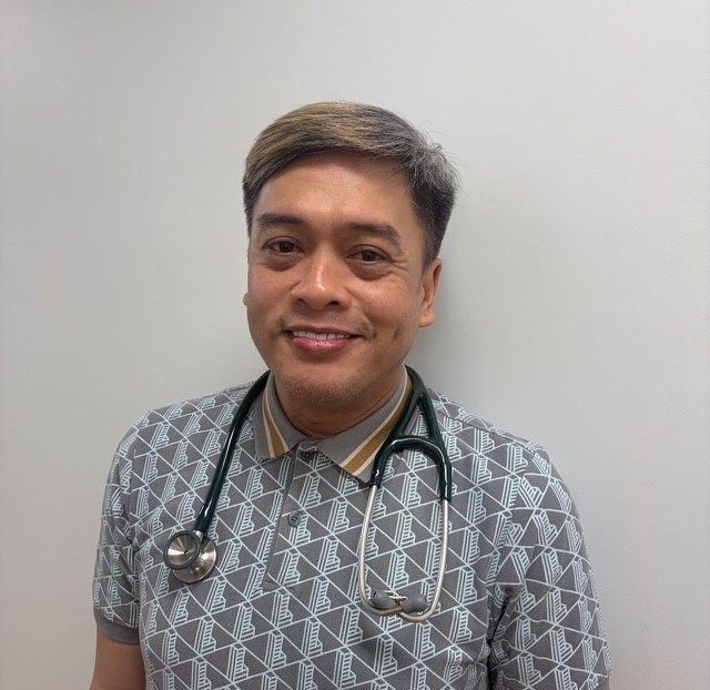 Dr Lamberto Vasaya