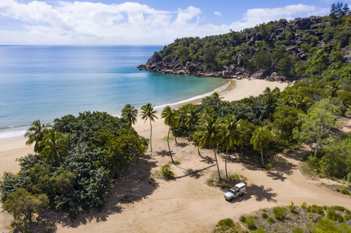 Island two days, two ways! Townsville North Queensland