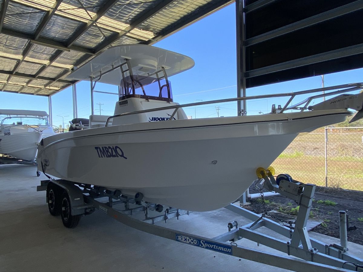 Used Hooker 6.7m Pro Fisherman F225XCA Townsville Marine
