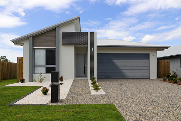 Entourage 215 Display Home North Shore