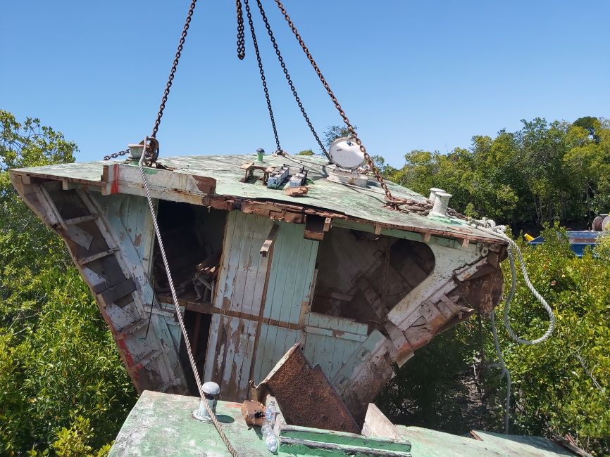 Pacific Marine Group Hinchinbrook Wreck Removal