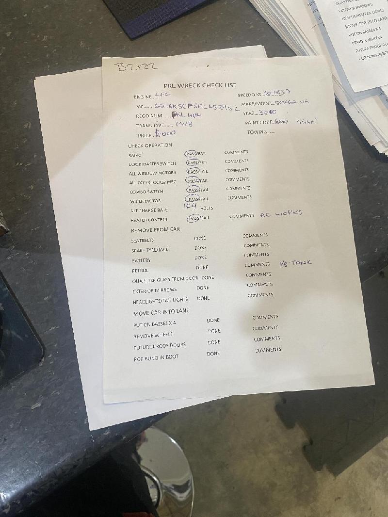 Holden Commodore - VE Omega 06-