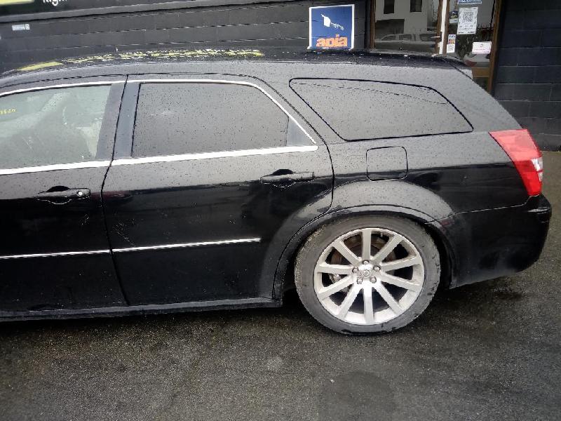 Chrysler 300C - 05-10