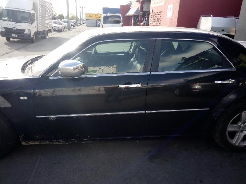 Chrysler 300C - 05-10