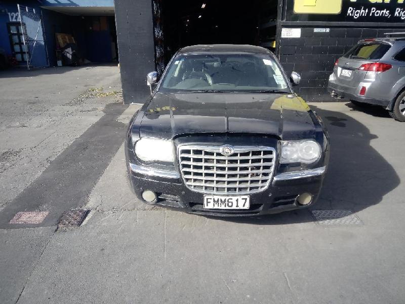 Chrysler 300C - 05-10