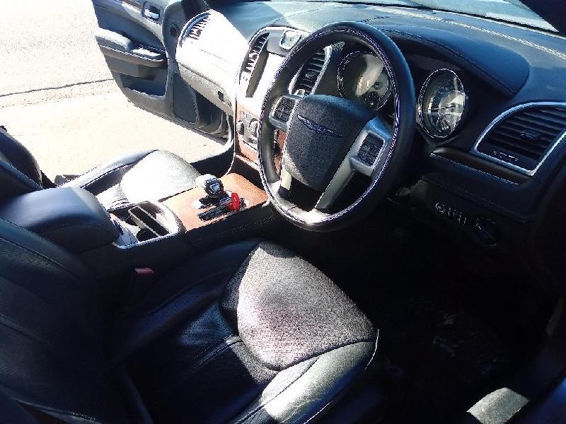 Chrysler 300C - 11-18