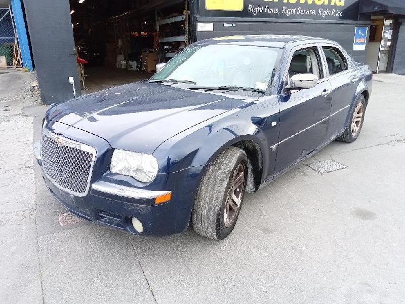 Chrysler 300C - 05-10