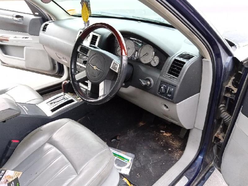 Chrysler 300C - 05-10
