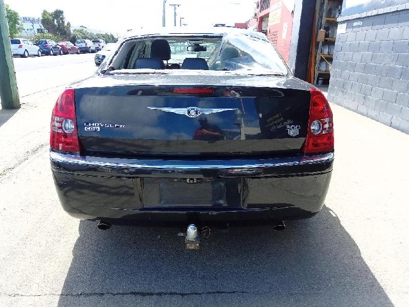 Chrysler 300C - 05-10