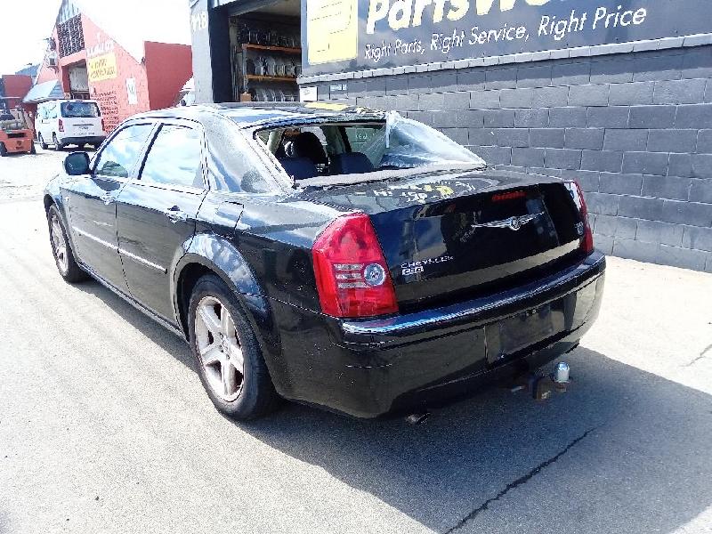 Chrysler 300C - 05-10