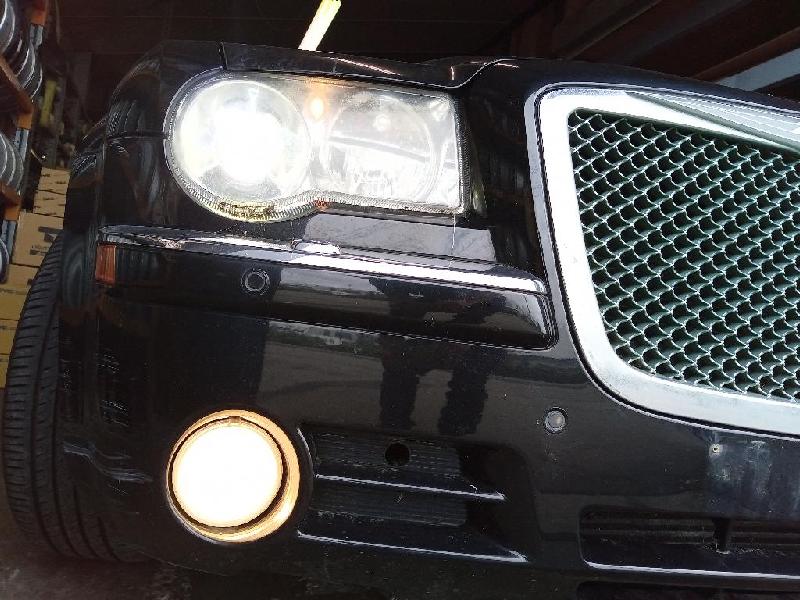 Chrysler 300C - 05-10