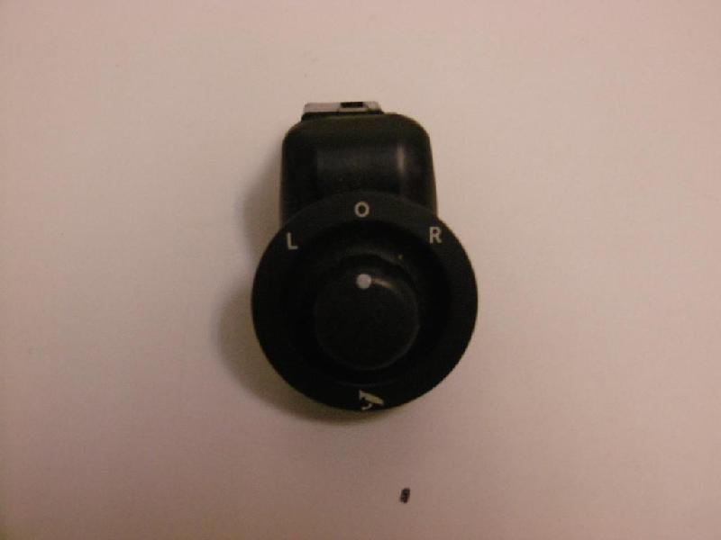 Mirror Adjuster Switch