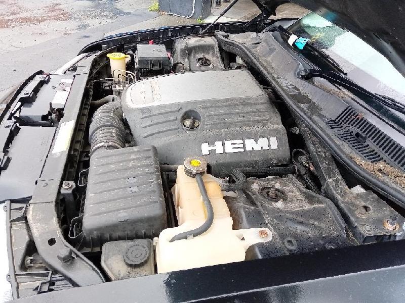 Chrysler 300C - 05-10