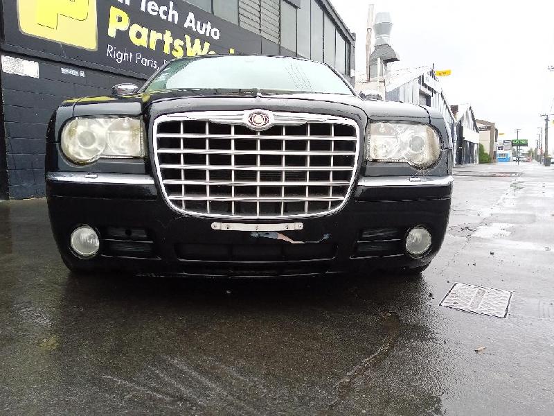 Chrysler 300C - 05-10