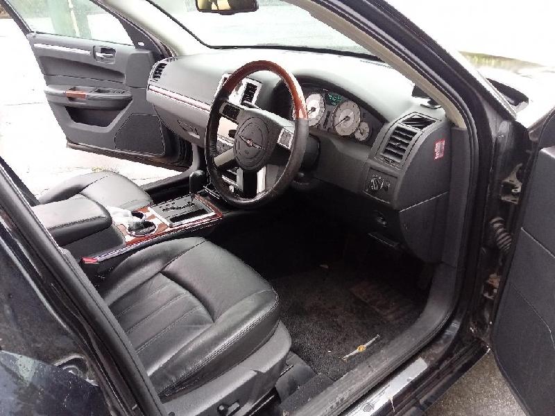 Chrysler 300C - 05-10