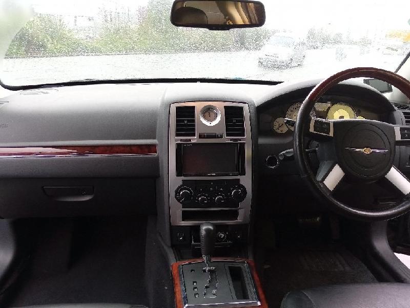 Chrysler 300C - 05-10