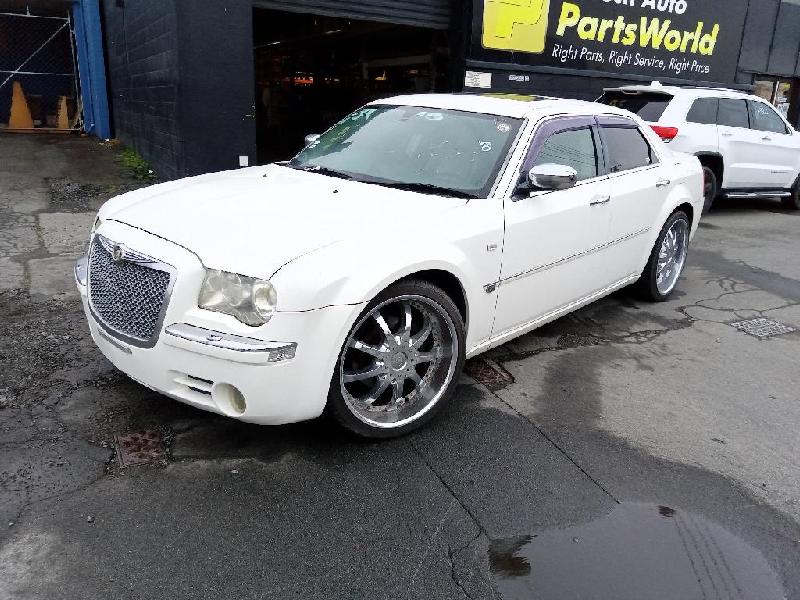 Chrysler 300C - 05-10